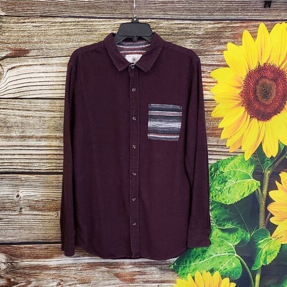 On The Byas Boyfriend shirt Size Large - Picture 1 of 5